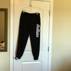 Hollister black sweatpants xs great condition
